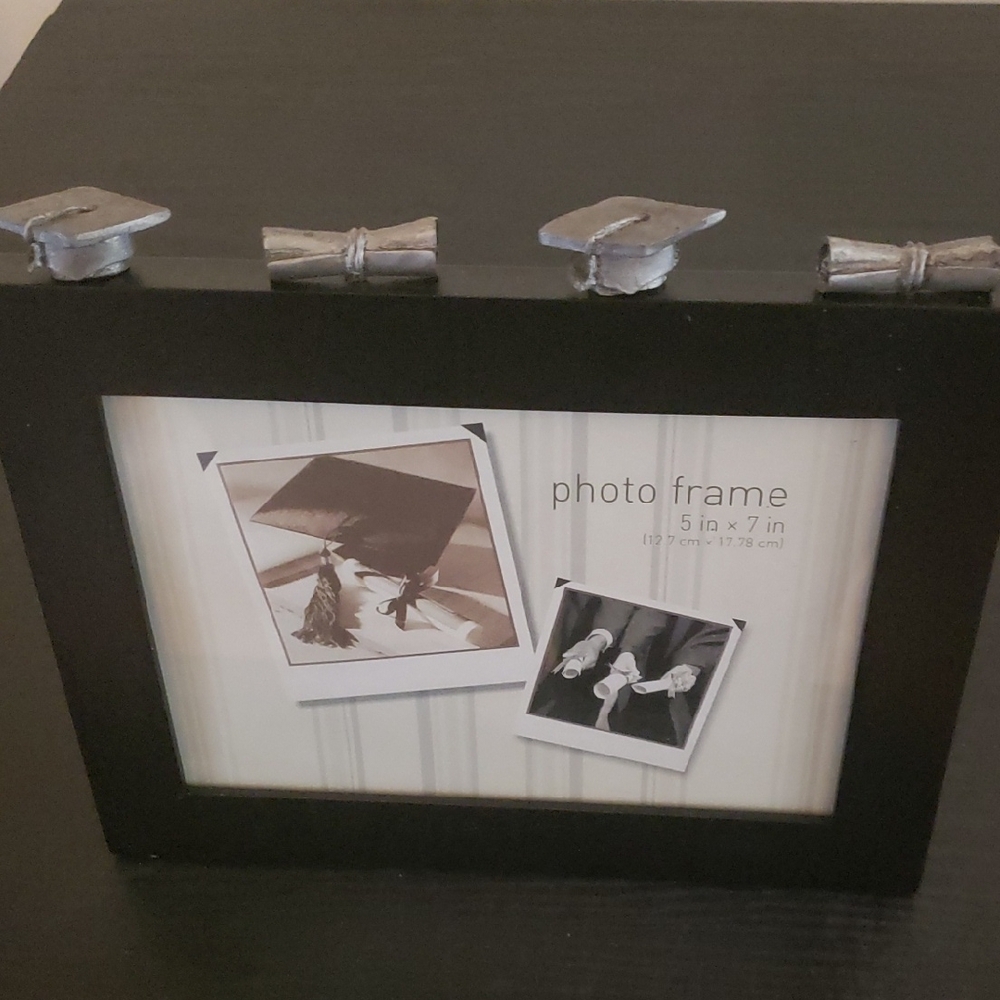 Elegant Black and Silver Photo Frame